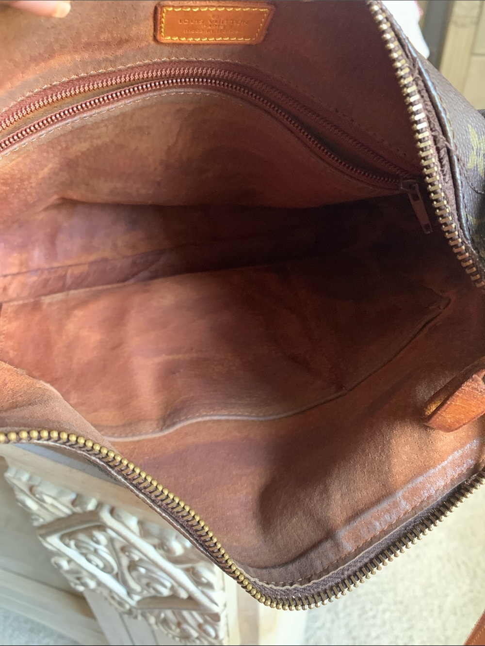 Louis Vuitton Monogram Canvas Shoulder Bag in Brown with Tan Trim with wear - Picture 5 of 14